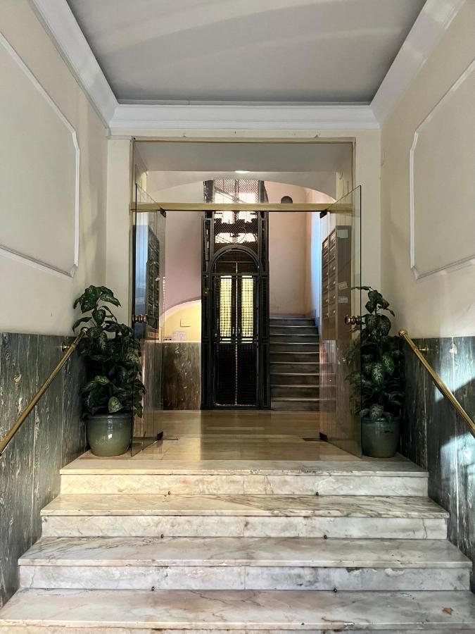 Domus Aeterna - Re Di Roma Hotell Eksteriør bilde