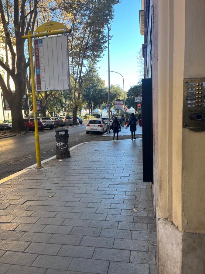 Domus Aeterna - Re Di Roma Hotell Eksteriør bilde