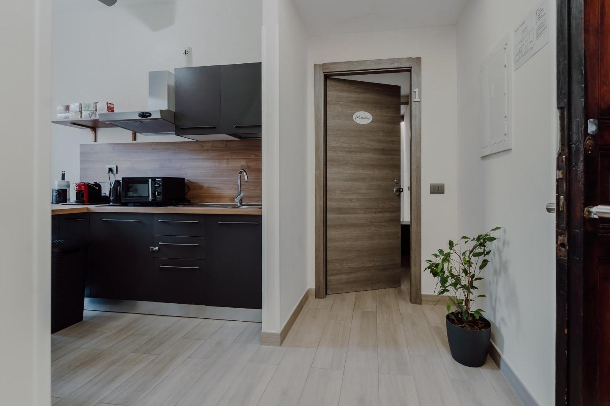 Domus Aeterna - Re Di Roma Hotell Eksteriør bilde