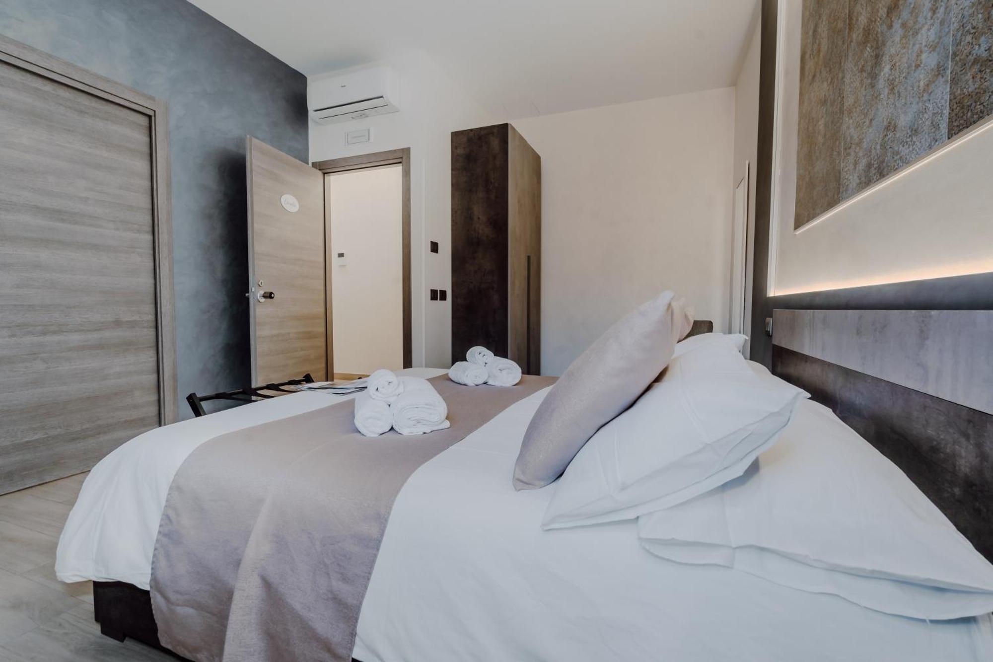 Domus Aeterna - Re Di Roma Hotell Eksteriør bilde